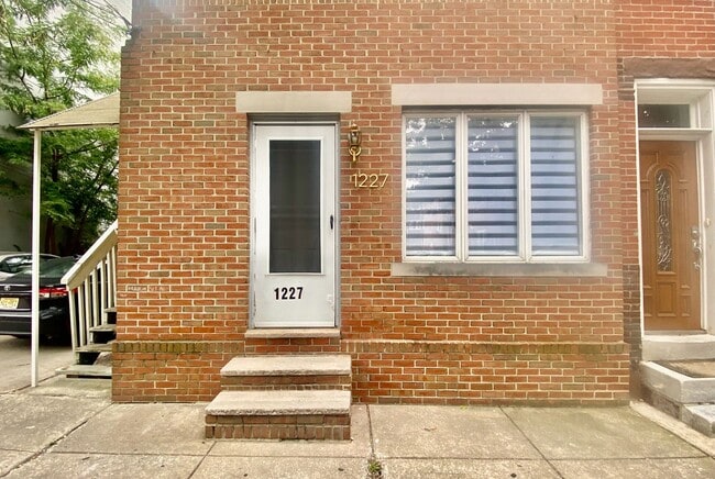 Photo - 1227 S Philip St Apartment