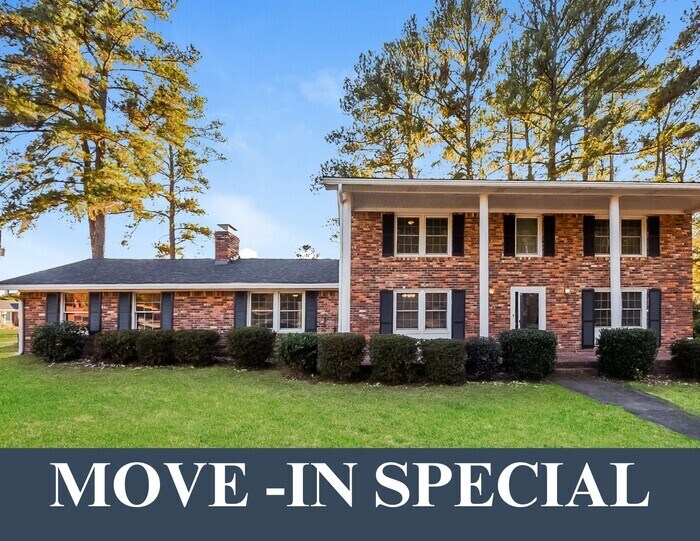 Primary Photo - Lease today! No extra charge for contentme...