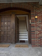 Building Photo - 2037 Westfield Ave