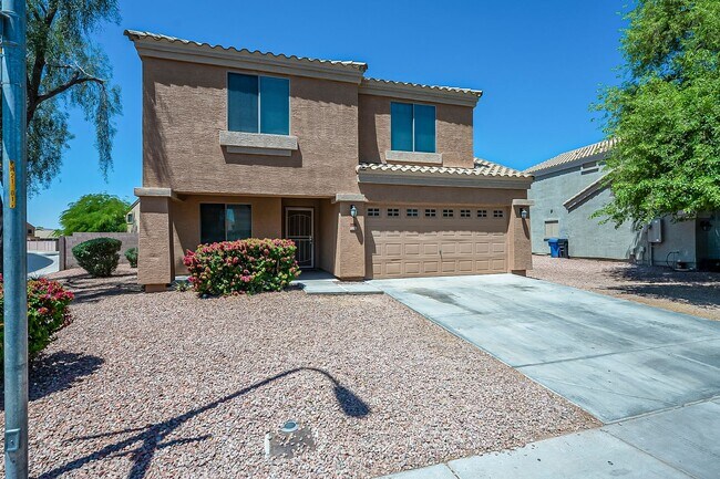 Building Photo - 4 Bedroom home for rent