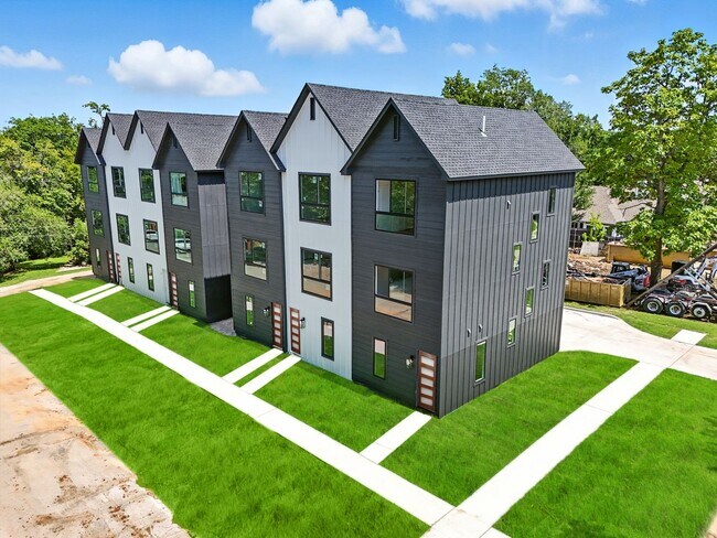 Building Photo - Draper Row