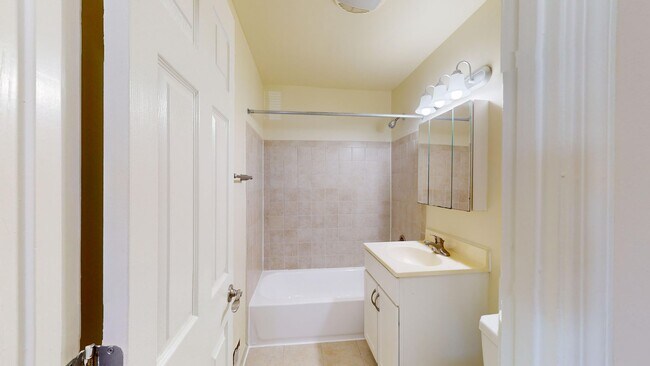 Interior Photo - Arbor Park of Alexandria
