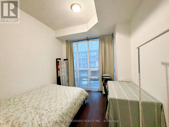 Photo du bâtiment - 33 Clegg Rd