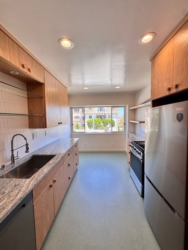 Foto del edificio - 4531 E Shaw St