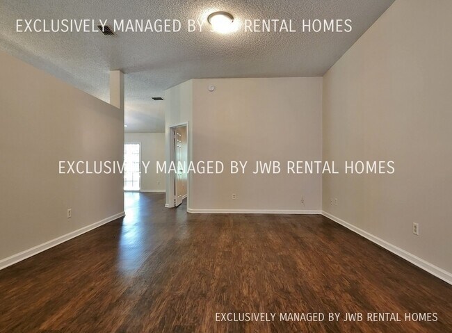 Building Photo - 5815 Finch Ave