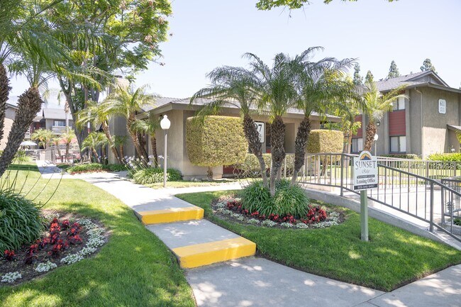 Foto del edificio - Sunset Ridge Apartments