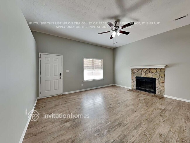 Foto del edificio - 60 Melton Way