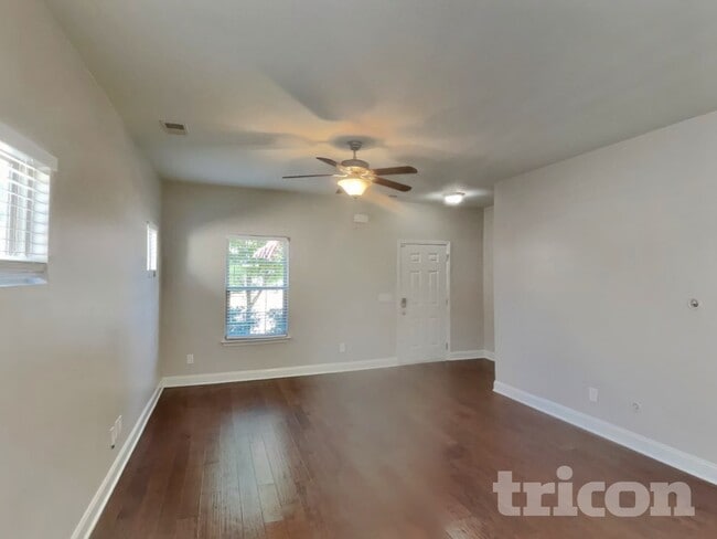 Building Photo - 172 Telavera Dr
