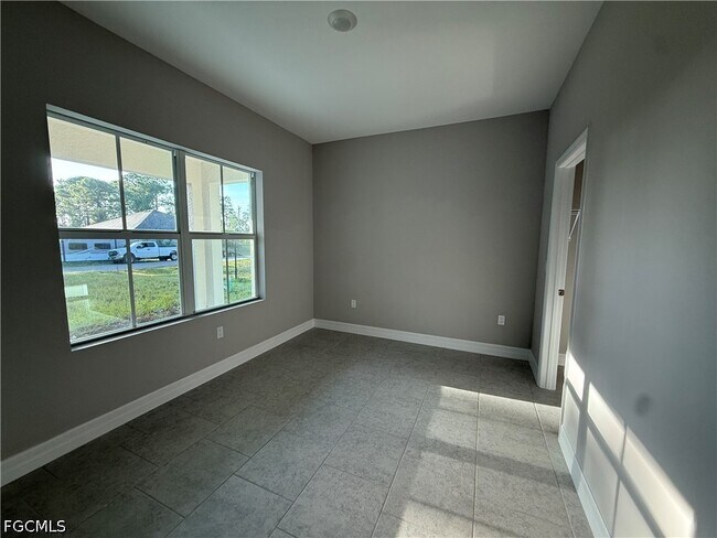 Foto del edificio - 505 Greenbriar Blvd