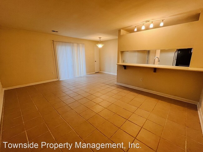 Foto del edificio - 4 br, 2 bath House - 1210A University Terrace