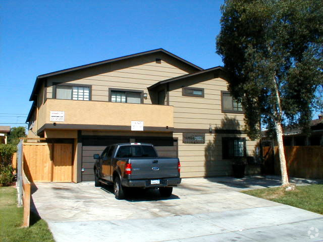 Building Photo - Copeland Apartments