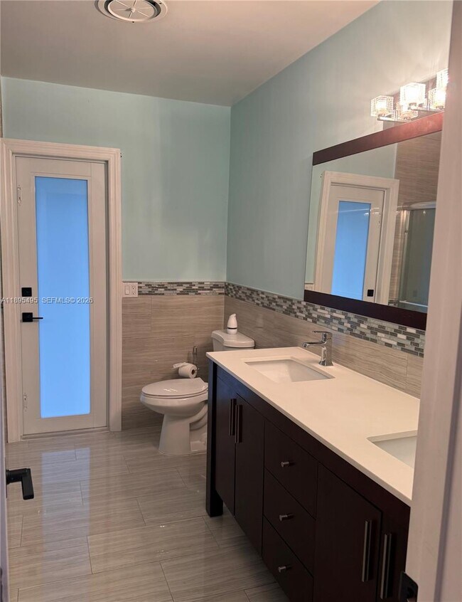 Foto del edificio - 6420 Miller Dr