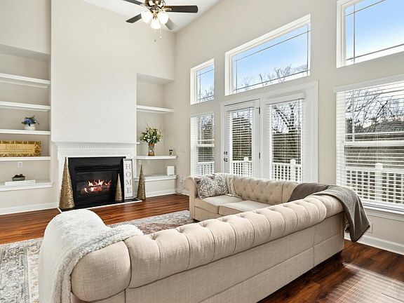 Building Photo - Build Equity While Leasing - Lease and Own...