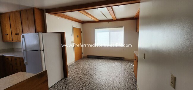 Foto del edificio - 788 W 11th Ave