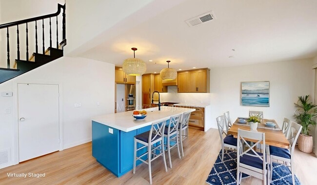 Building Photo - Beautiful 3 Bedroom Home in Eastside Costa Mesa