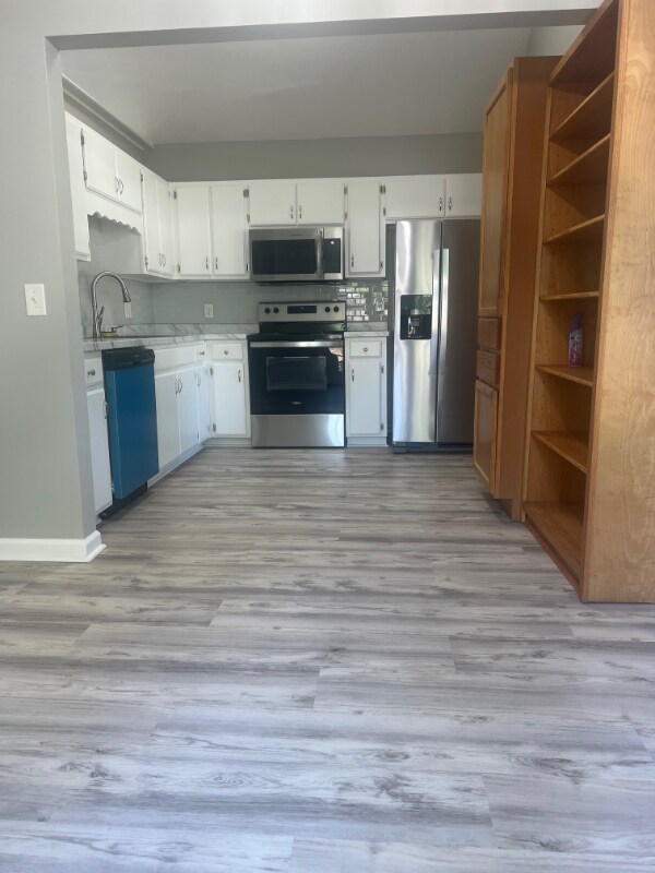 Foto del edificio - 4404 Stoneview Dr