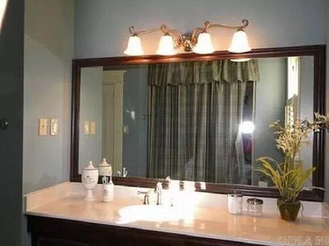 Foto del edificio - 1701 N Tyler St