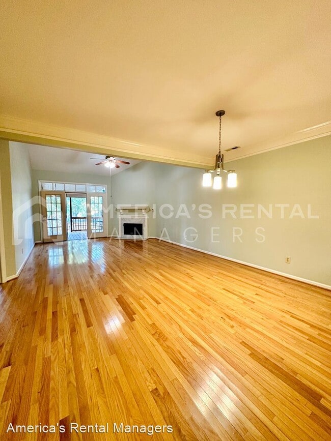 Foto del edificio - 2 br, 2.5 bath House - 4674 Lake Valley Drive