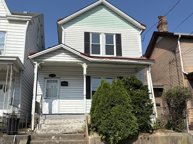 Photo - 721 Frederick St House