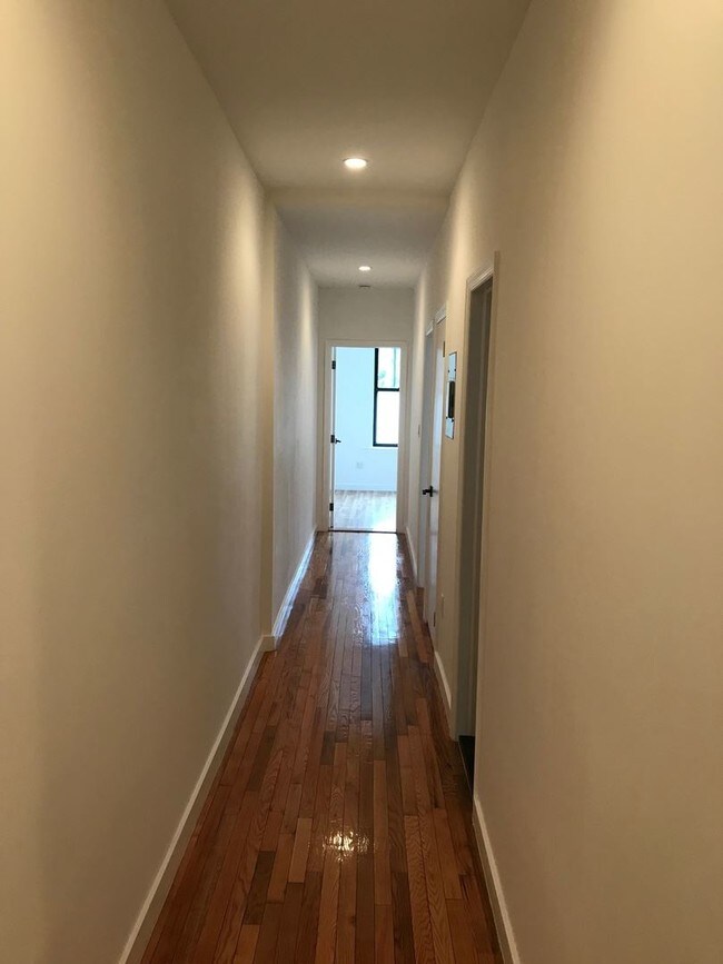 Foto del edificio - 515 Wilson Ave
