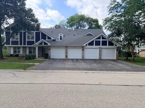 Building Photo - 251 Coventry Cir