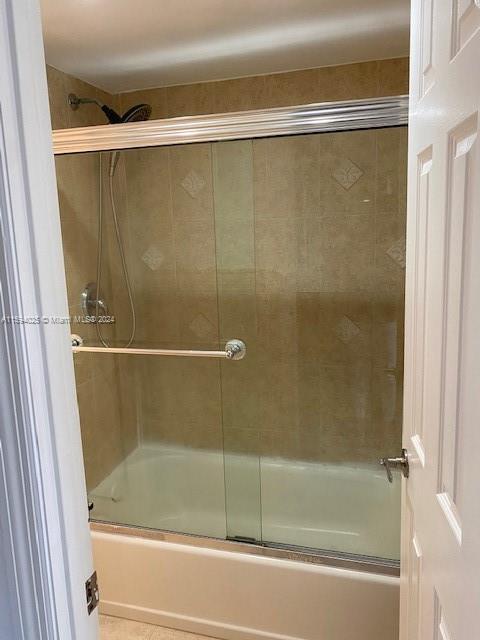 Foto del edificio - 7470 Miami Lakes Dr