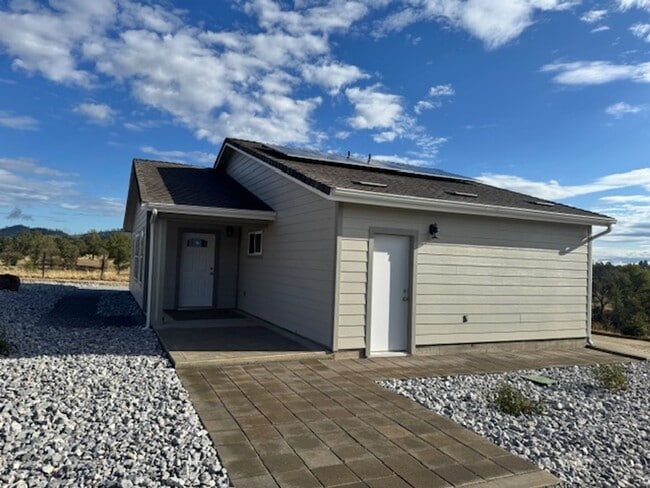 Building Photo - Breathtaking Views – Brand New 2 Bed, 1.5 ...