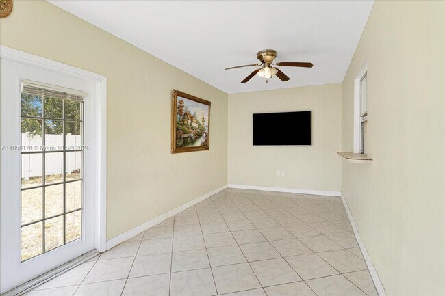Foto del edificio - 22380 SW 66th Ave