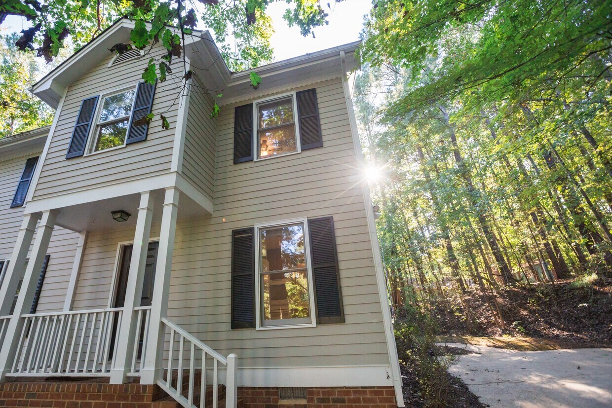 Foto principal - Available early July! Adorable 2 bed, 2.5 ...