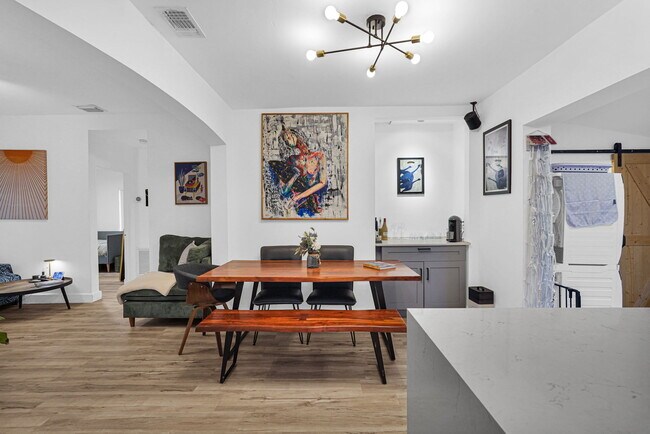 Building Photo - 274 NW 43rd St