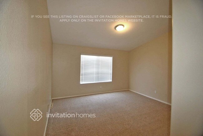 Building Photo - 1162 W Park Ct