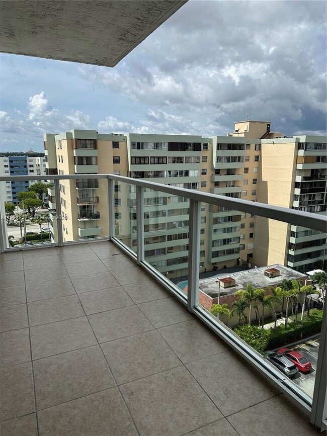 Foto del edificio - 5085 NW 7th St