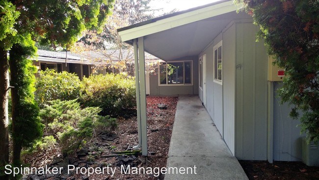 Foto del edificio - 1122 Neil St NE