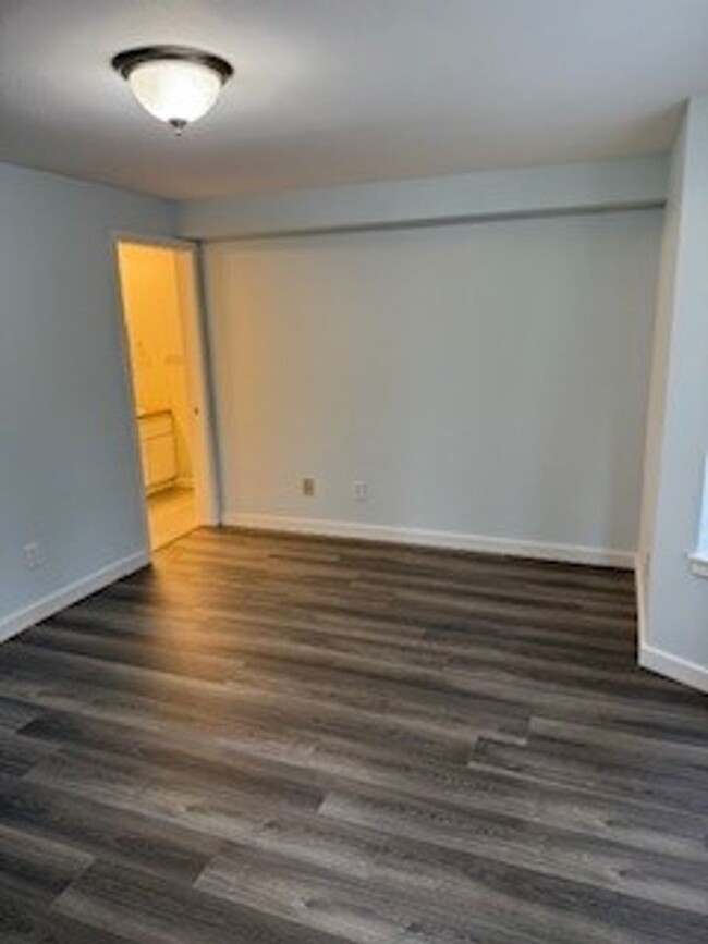 Foto del edificio - 2 bedroom 2 bath First Floor Condo w/1 Car...
