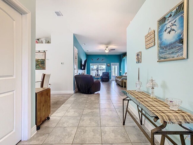 Building Photo - 649 Meadow Pointe Dr