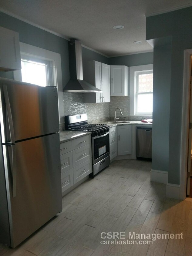 Foto principal - 1295 Cambridge St