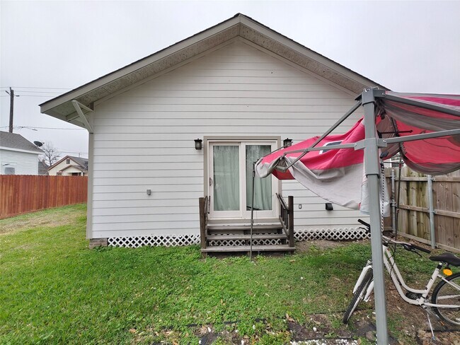 Foto del edificio - 1217 Campbell St