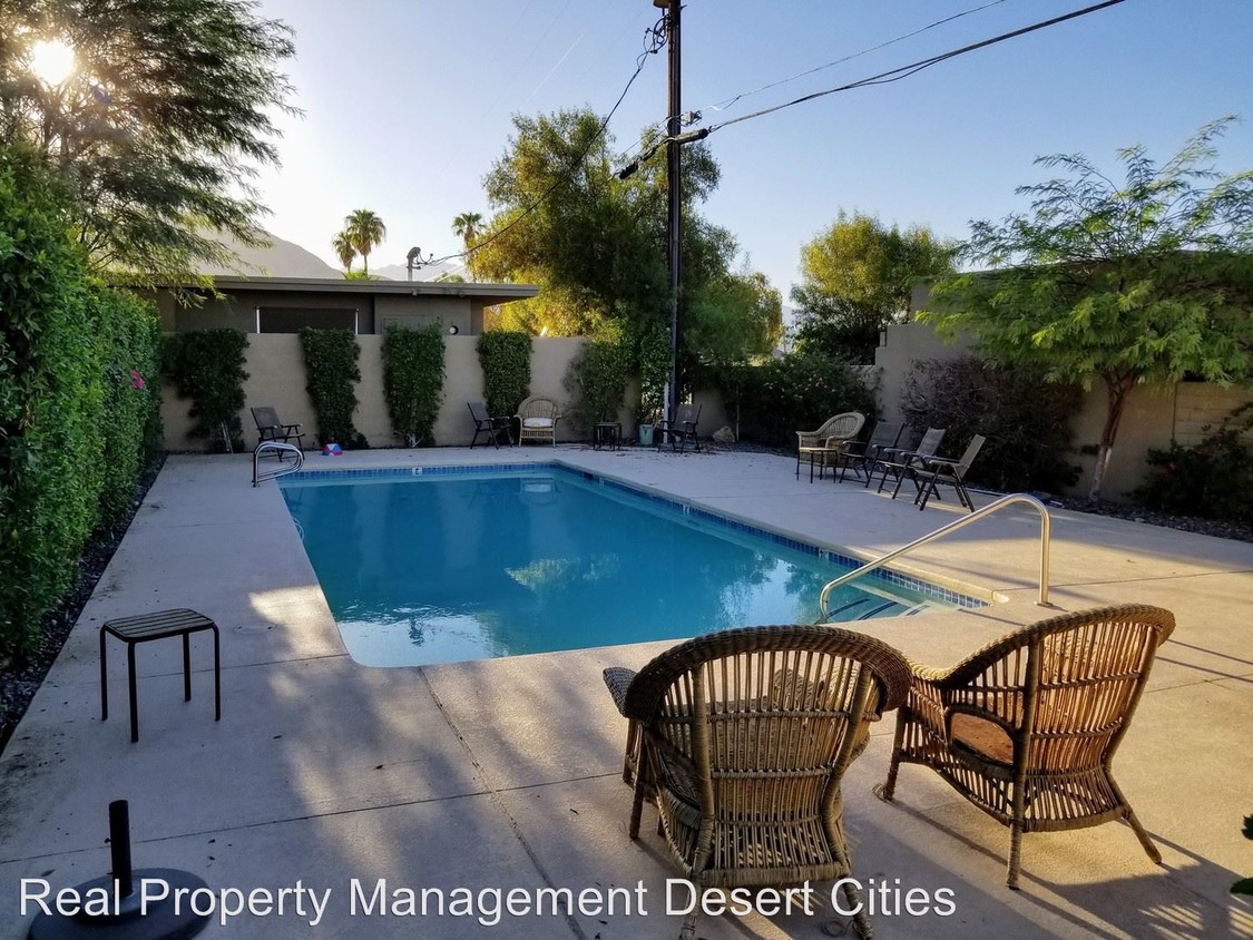 Primary Photo - 73880 Shadow Mountain Dr