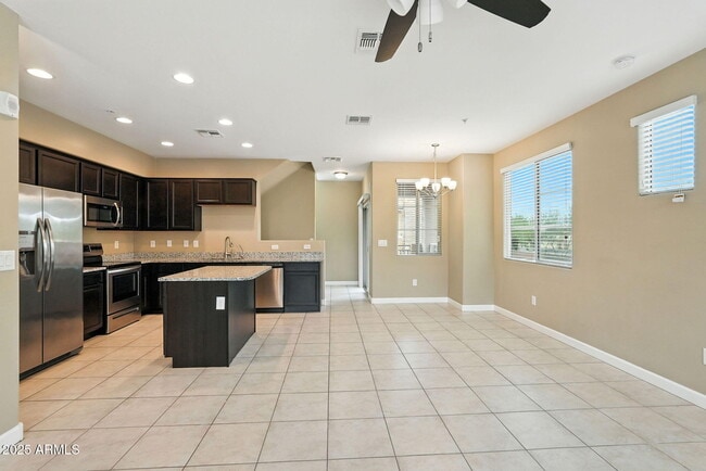 Building Photo - 240 W Juniper Ave