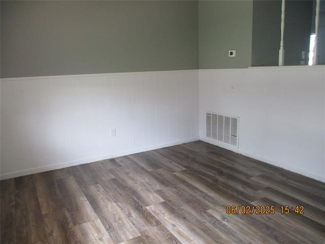 Building Photo - 605 Avondale Dr