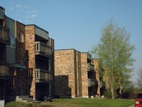 Building Photo - Spruce View Apartments