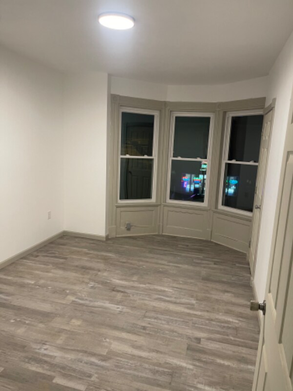 Building Photo - 1719 Broadway