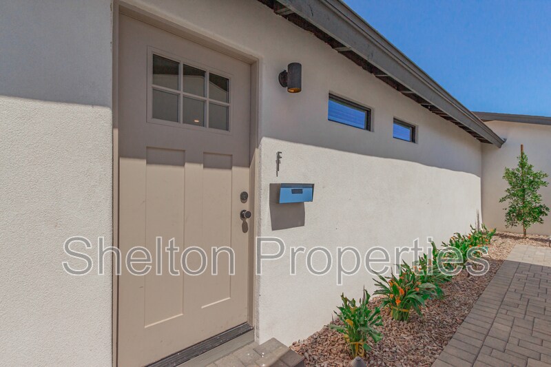 Primary Photo - 616 N 10th Ave