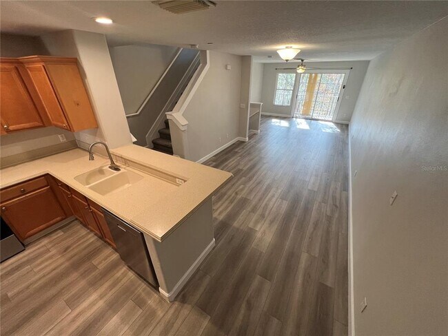 Foto del edificio - 7350 Black Walnut Way