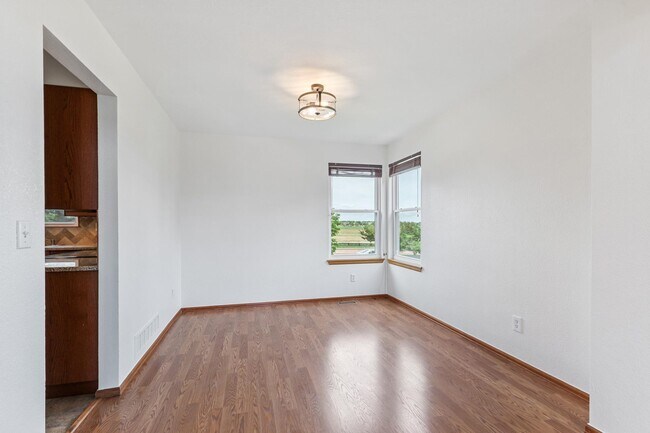 Foto del edificio - 12765 Utica Cir