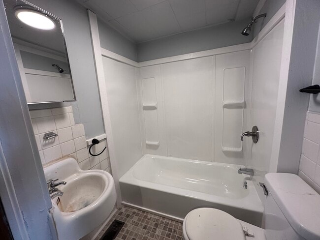 Foto del edificio - 905 Oak-