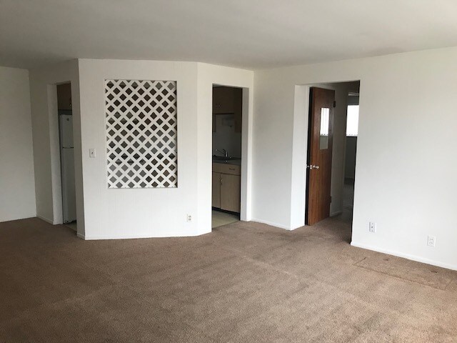 Living/Dining Area - 2389 Stanhope St