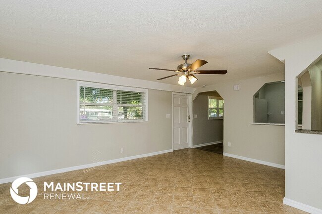 Foto del edificio - 3228 Clifford Sample Dr