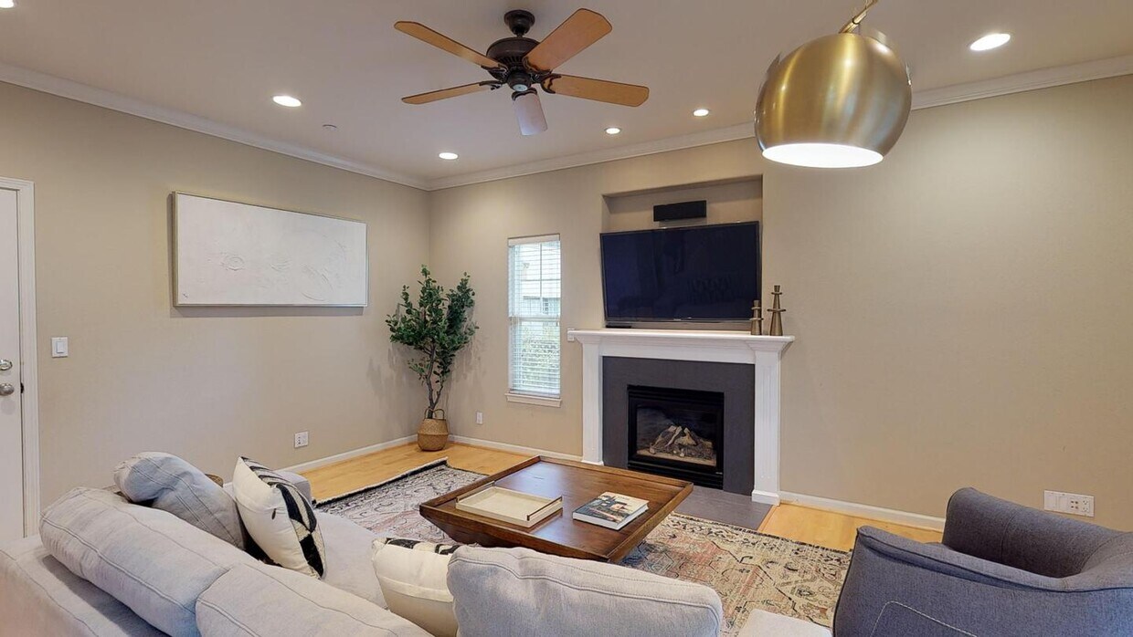 Foto principal - 373 Florence St