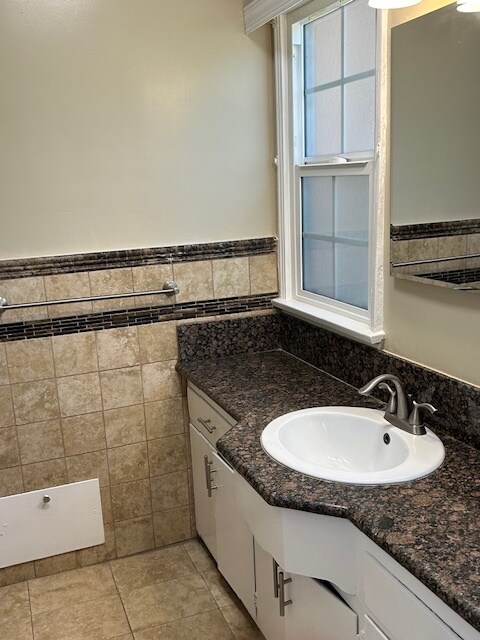 Foto del edificio - 4852 S Victoria Ave